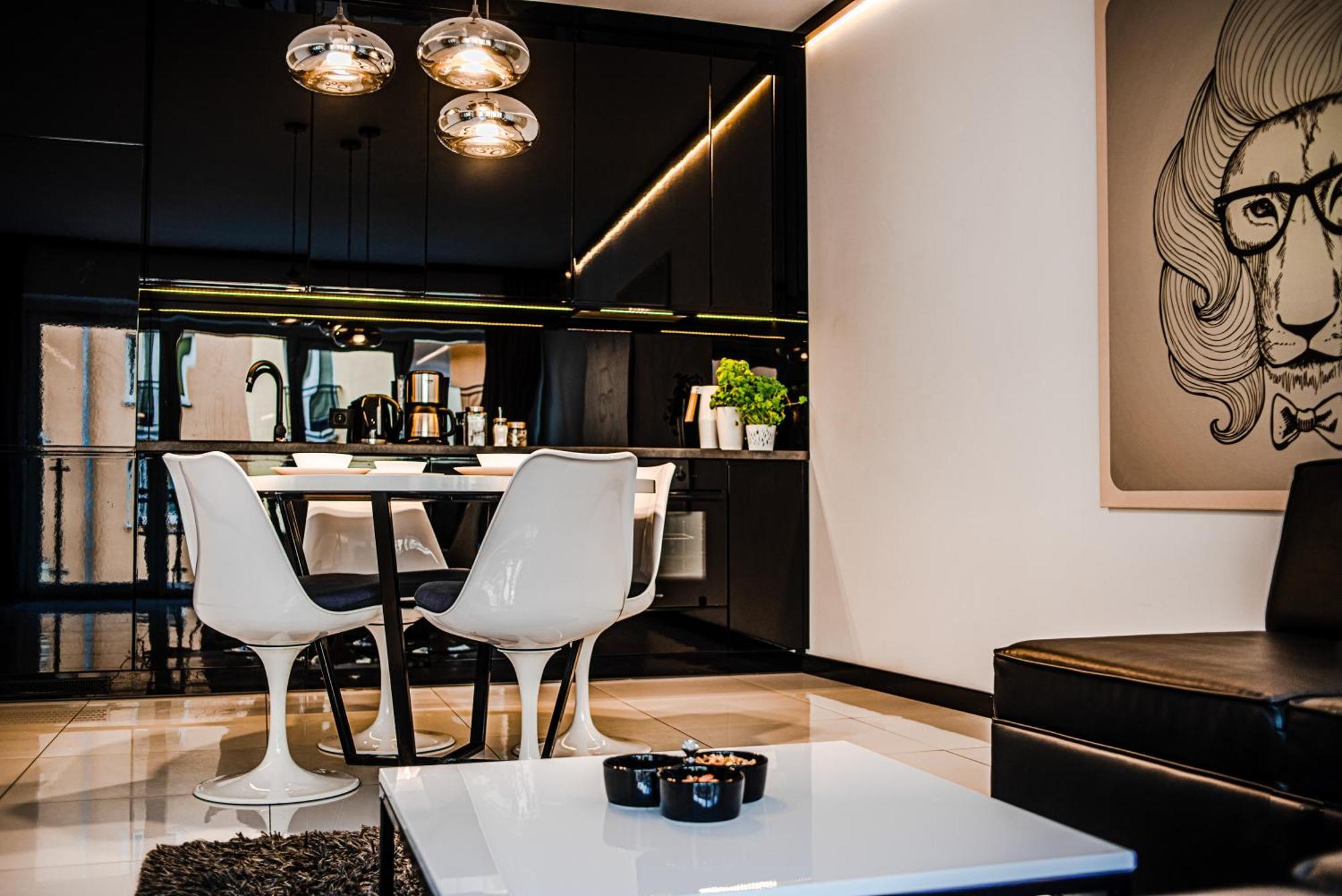 Apartamenty Homely Place Serce Poznania - Stary Rynek - Parking Номер фото