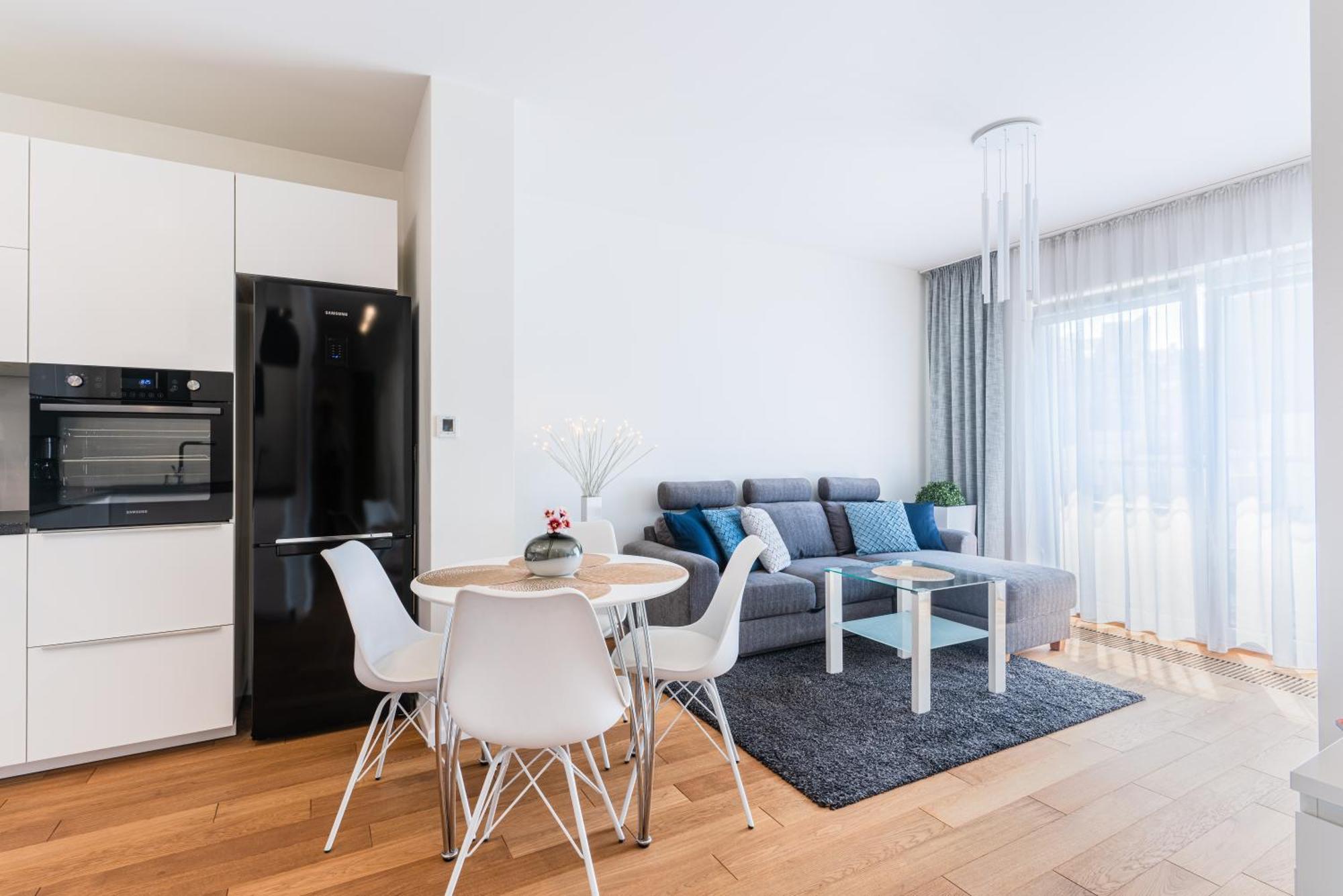 Apartamenty Homely Place Serce Poznania - Stary Rynek - Parking Номер фото